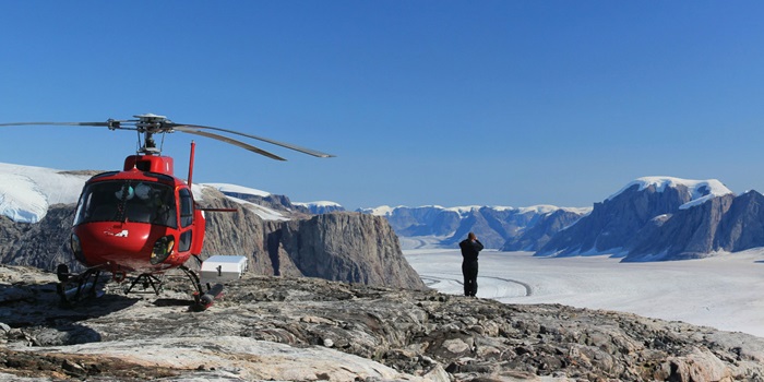 The ice cap is monitored via satellites combined with data from 57 GPS stations measuring directly on the bedrock in Greenland how much it rises when the ice on top of it melts away. In this way, the loss of ice is calculated very precisely.  Photo: Finn Bo Madsen.