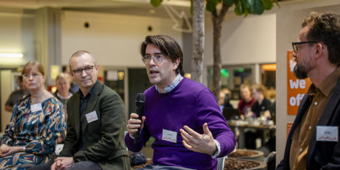 Fire universiteter går sammen om en ny digital hub, Fra venstre: Helle Zinner Henriksen, CBS, DIGI; Mads Nielsen, DIKU; Philippe Bonnet, ITU; og Jan Madsen, DTU Compute. Foto Kaare Smith.