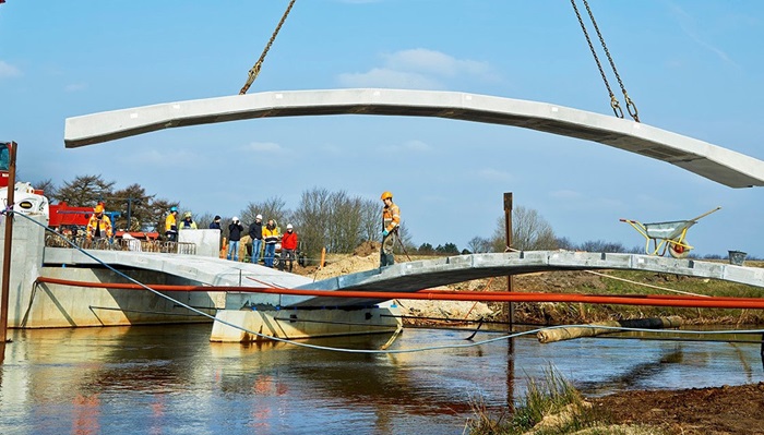 Perlekædebro over Vorgod Å i Ringkøbing-Skjern kommune. Foto: Abeo A/S