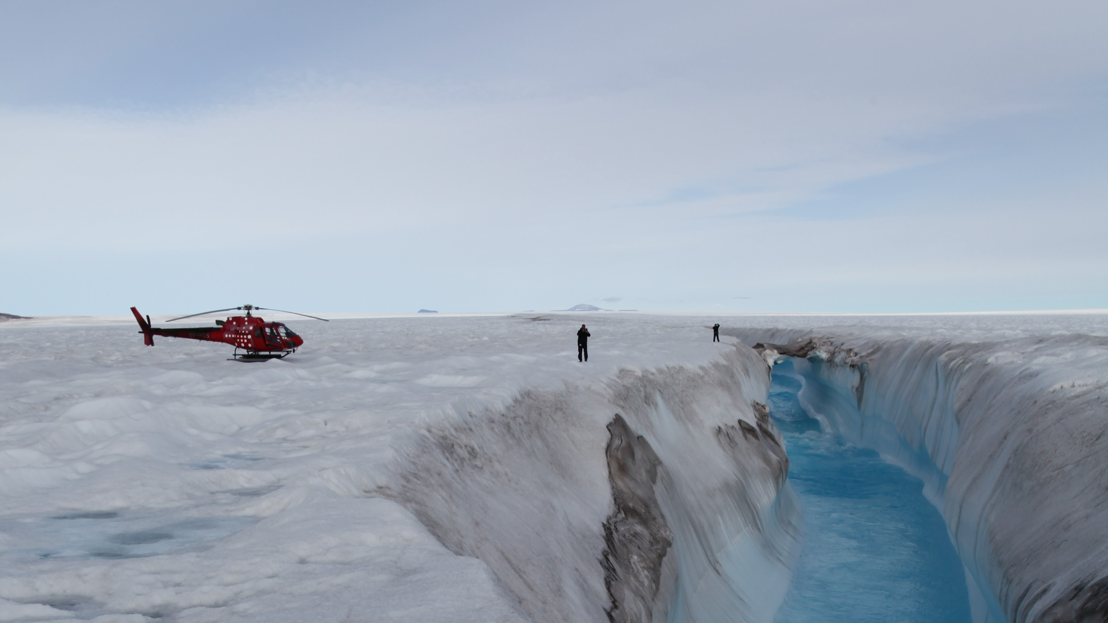 Lake and river on the Zachariae Glacier, northeast Greenland. Photo: Shfaqat Abbas Khan, DTU Space.