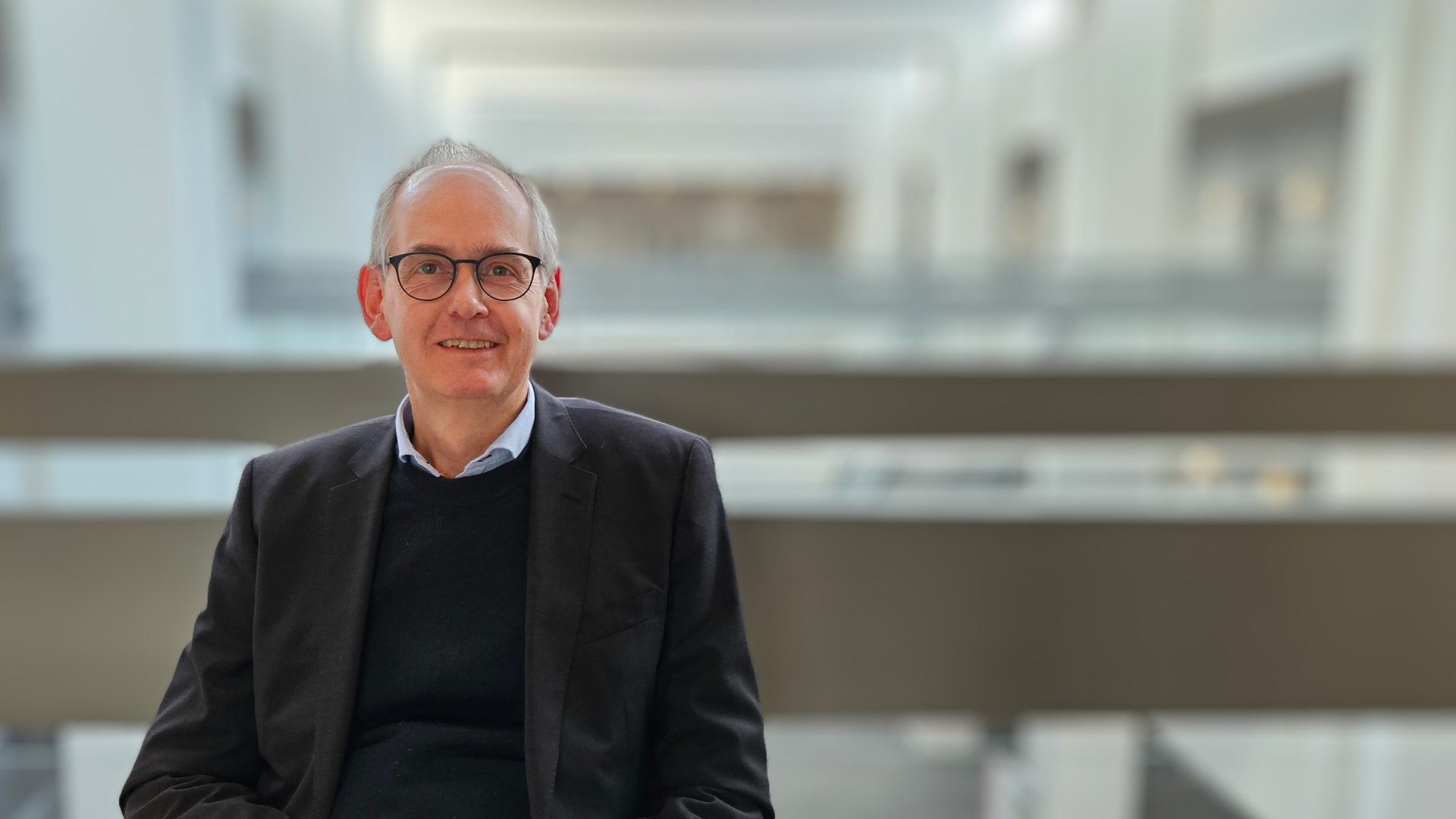 Prodekan Jens Ø. Duus i bygning 101 på DTU's campus i Lyngby
