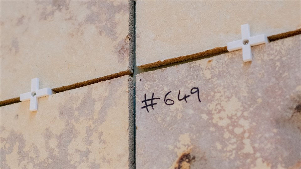Eksempel på genbrugt betonmateriale, som er brugt i renoveringen. 