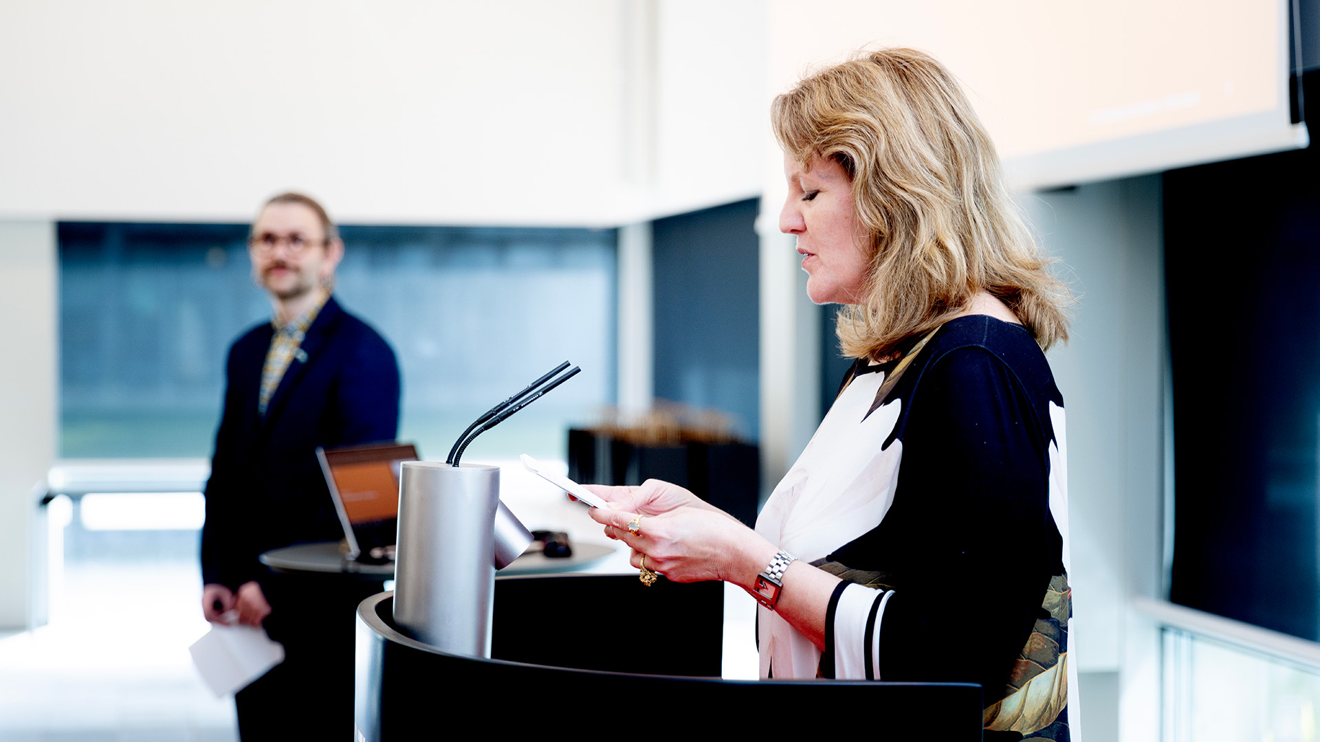 Prorektor Christine Nellemand var vært for begivenheden, der anerkendte forskernes for deres excellence. Foto: Thomas Steen Sørensen.