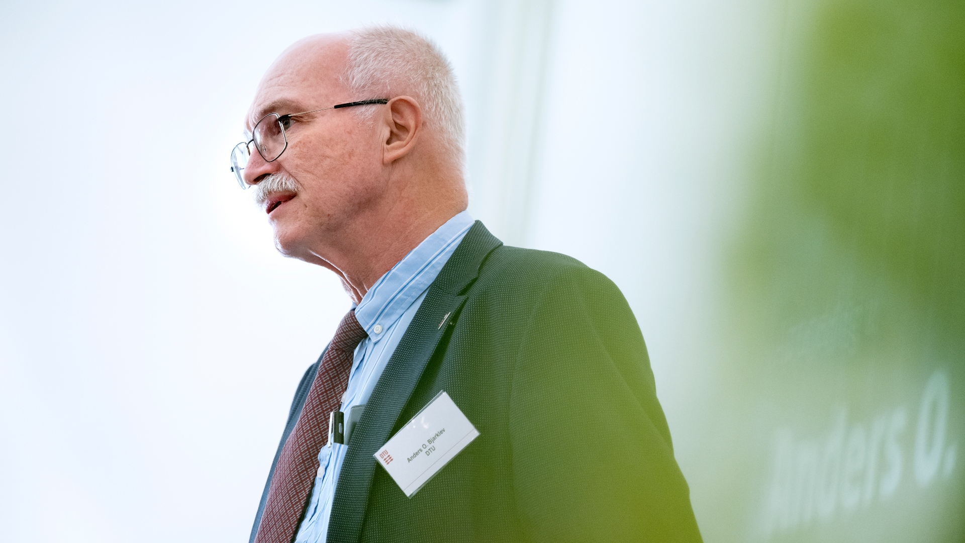 Rektor på DTU Anders Bjarklev taler på Uddannelses- og forskningspolitisk topmøde 2025 på DTU.