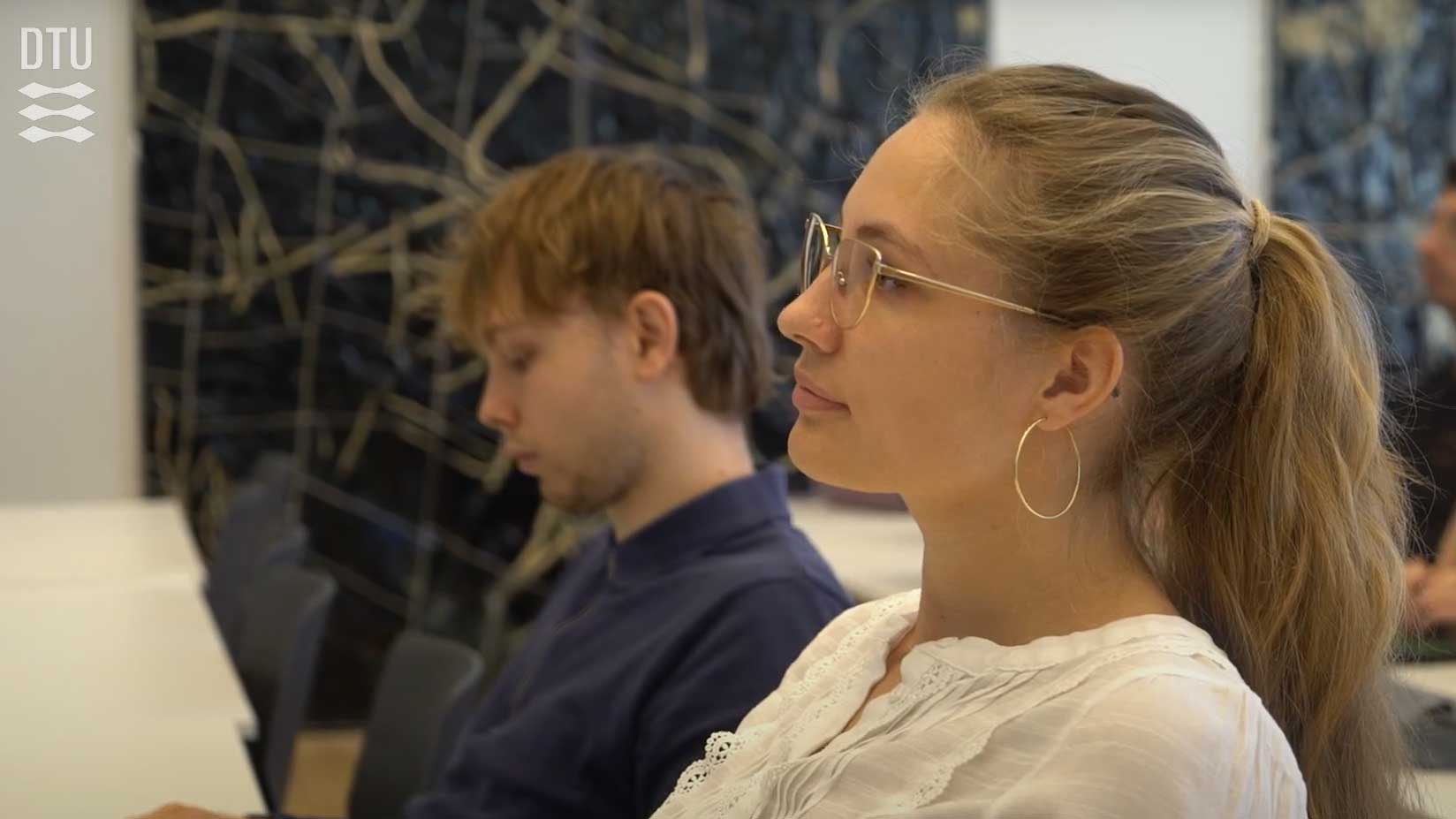 Se film om diplomingeniøruddannelsen i Kemi og Bioteknik