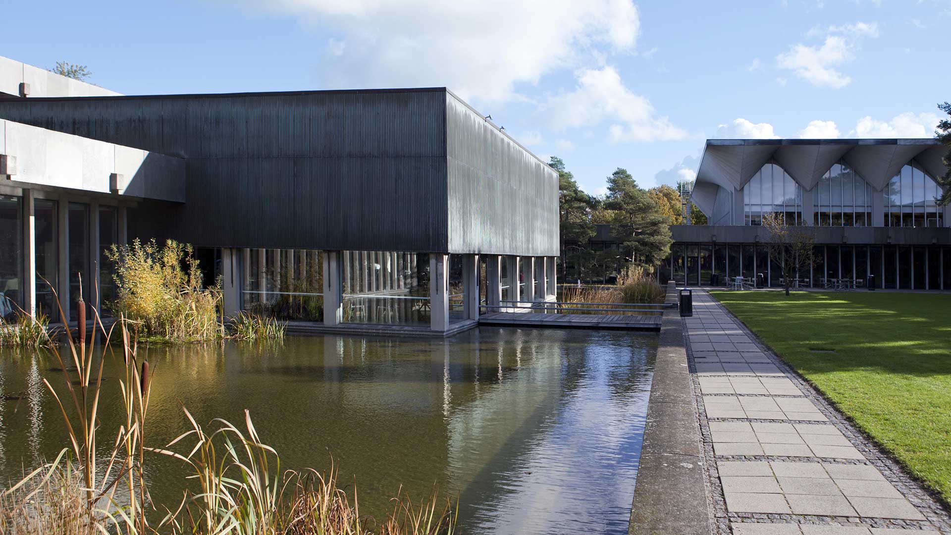 Billede af Grønnegården på DTU Lyngby Campus. Foto: Ehrhorn & Hummerston