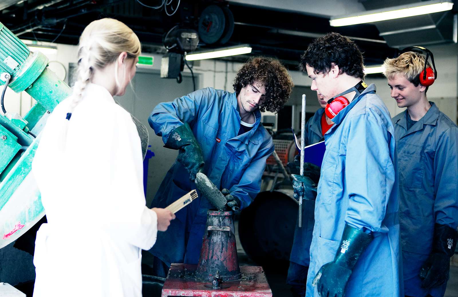 Undergraduate students at DTU