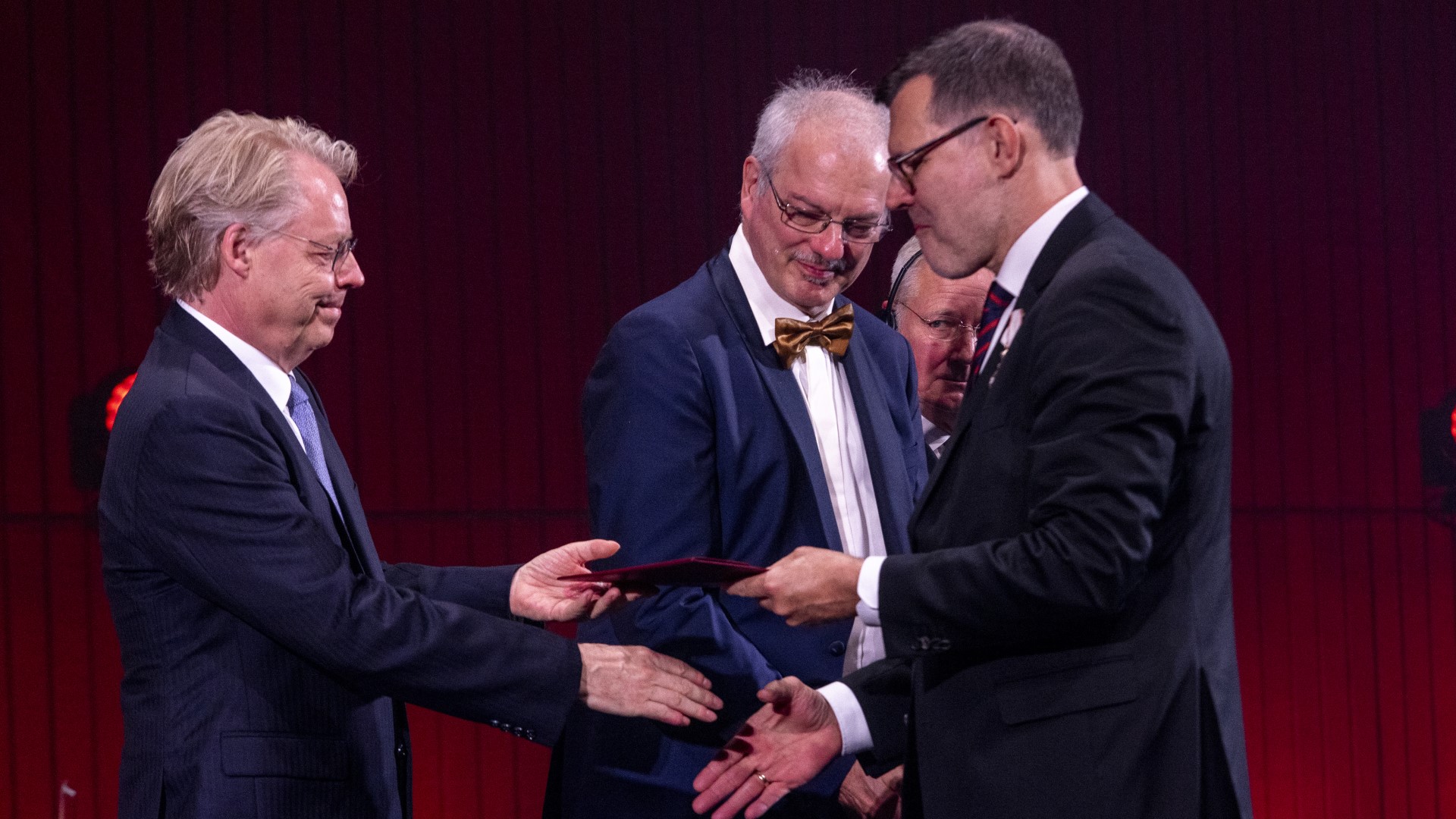 Professor at Ecole Polytechnique Fédérale de Lausanne in Switzerland Jan Hesthaven was appointed the honorary doctorate at DTU Commemoration 2024.