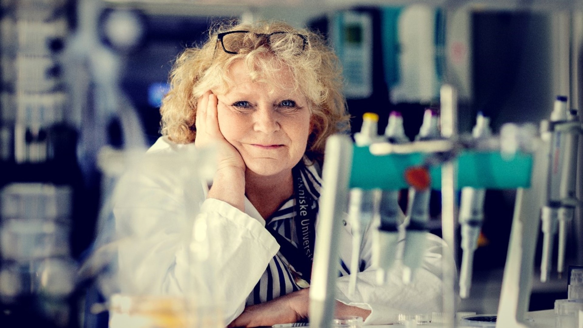 Professor Jenny Emnéus.