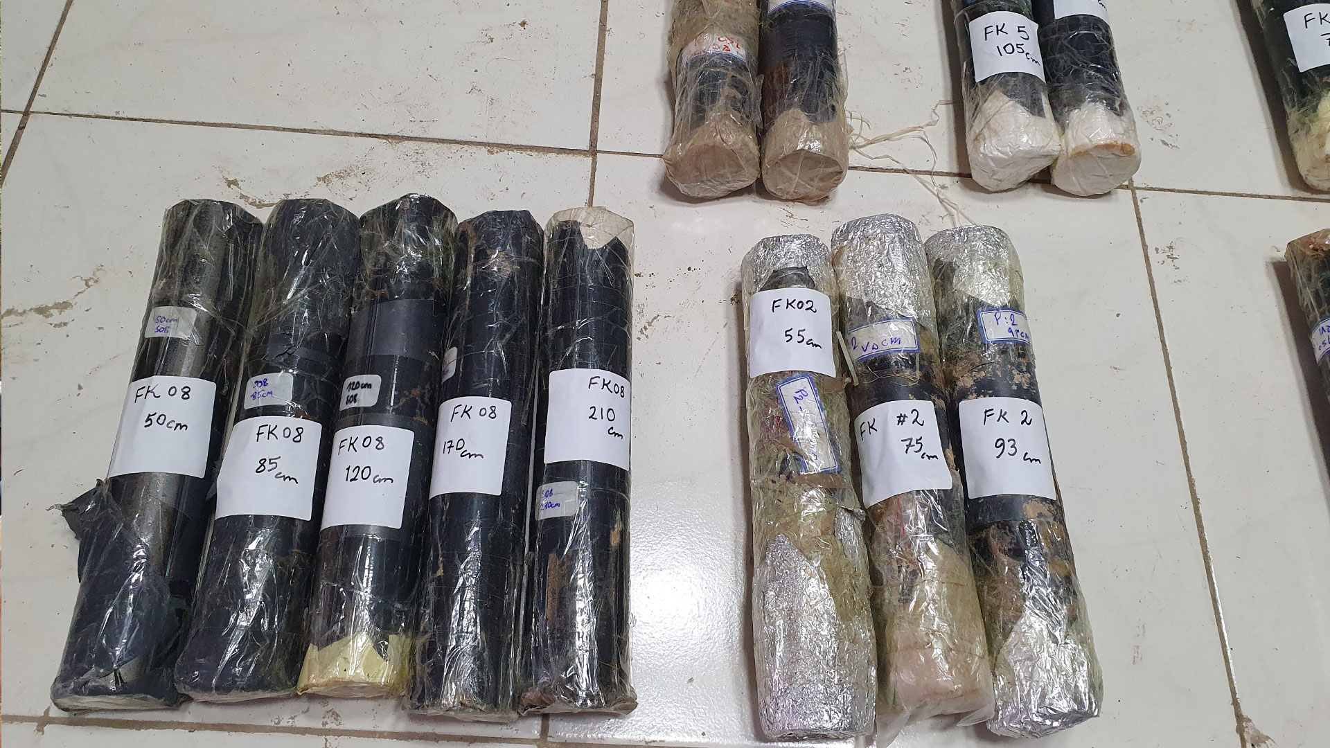 Light tight metal tubes containing sediment samples. Photo: Miriam Meister