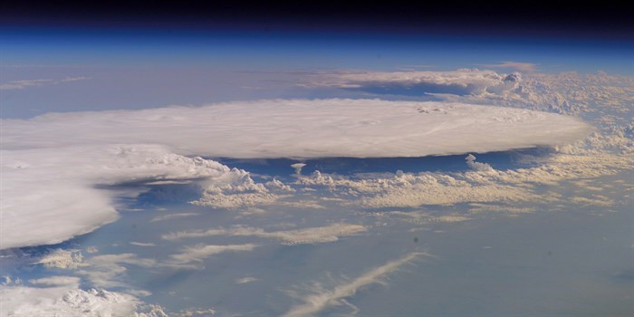 Tordenskyer fra ISS. Foto: NASA.