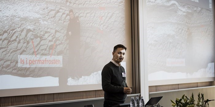 Lektor Thomas Ingeman-Nielsen, DTU Byg, viste resultater fra forskningen i Grønland, hvor DTU bla. kortlægger udbredelsen og egenskaberne af permafrosten med boringer og geofysiske metoder