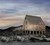 Med Prøvehuset i Nuuk testes en ny konstruktion med et overdækket uderum. Illustration: Vandkunsten