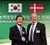 President Kang Sung-mo from KAIST and Dean Martin P. Bendsøe from DTU shake hands on the new agreement.
